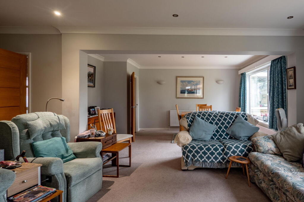 Additional property image - Selwood Crescent, Frome, BA11 2HX