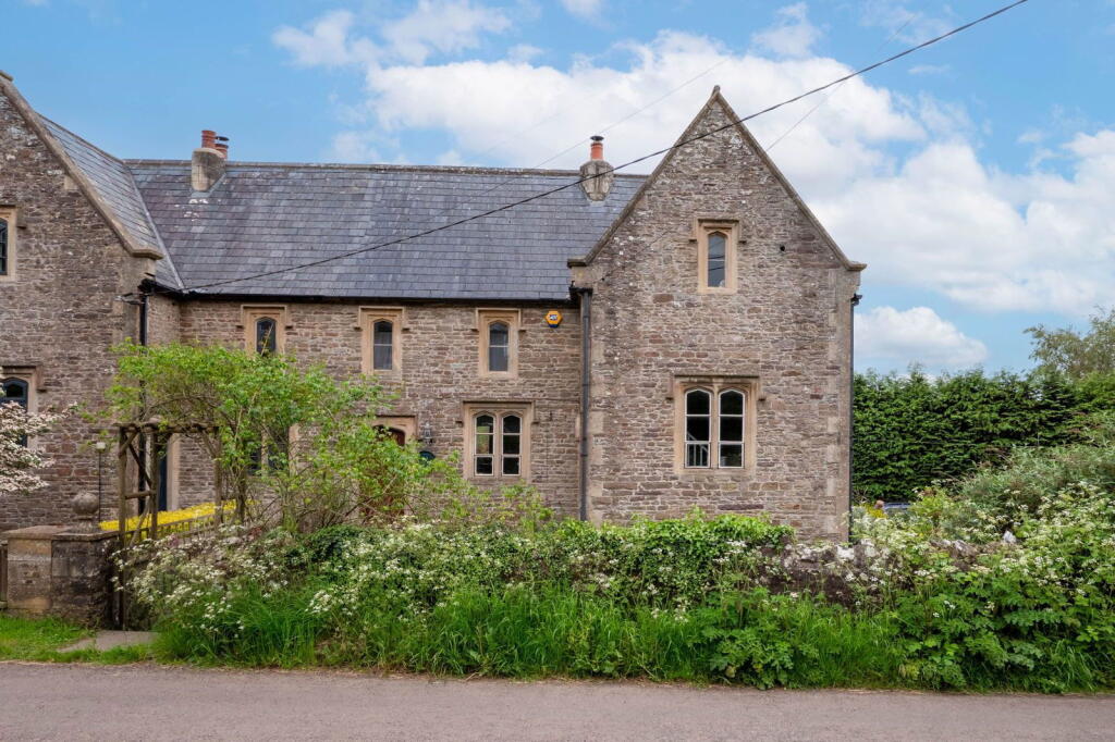 Main image of property: Chantry, Frome, BA11 3LJ