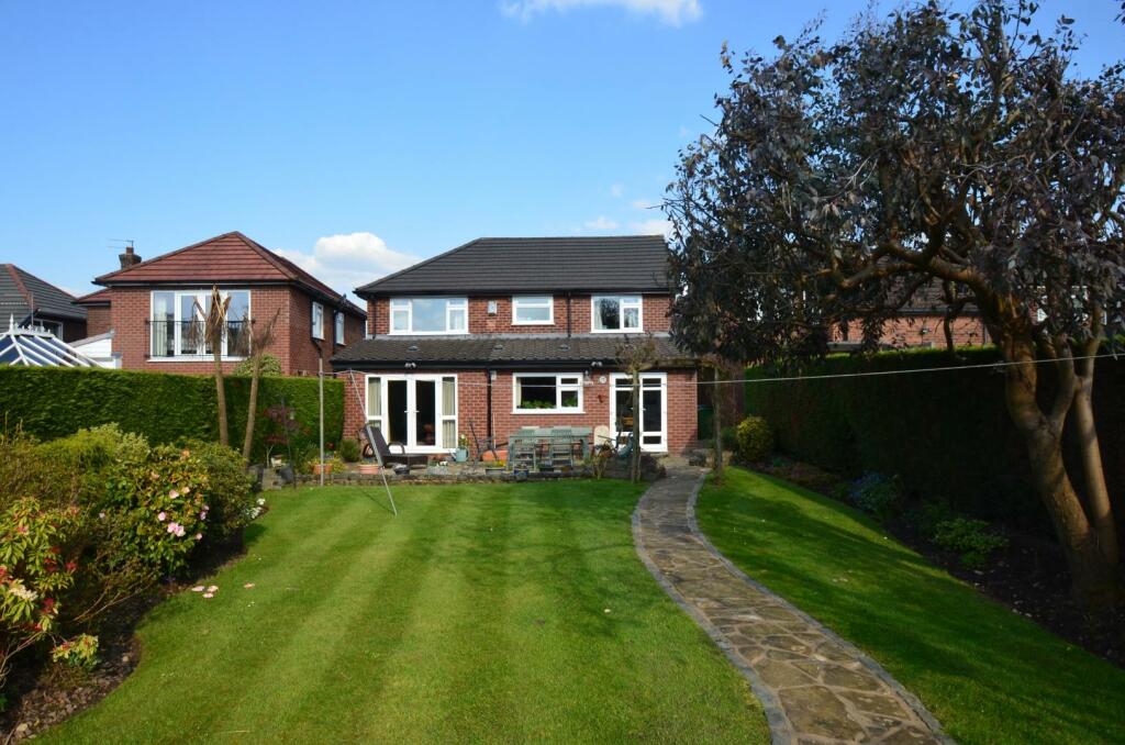 5 bedroom detached house for sale in Meadway, Bramhall, SK7