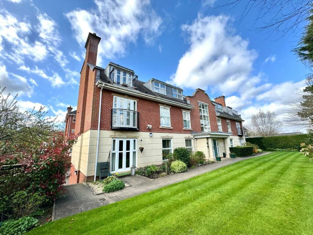 2 bedroom apartment for sale in Hampton House, Bramhall Lane South, Bramhall, SK7