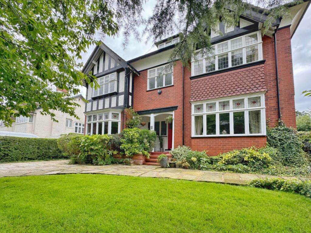 6 bedroom detached house for sale in Ogden Road, Bramhall, SK7