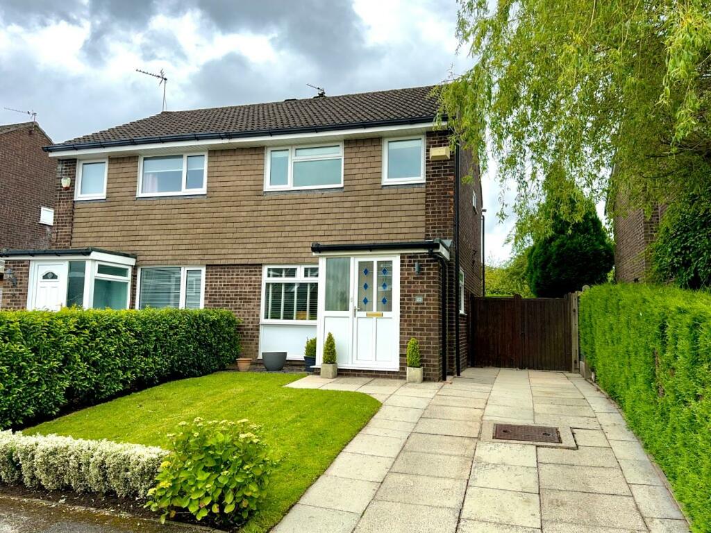 3 bedroom semidetached house for sale in Bickerton Drive, Hazel Grove, SK7