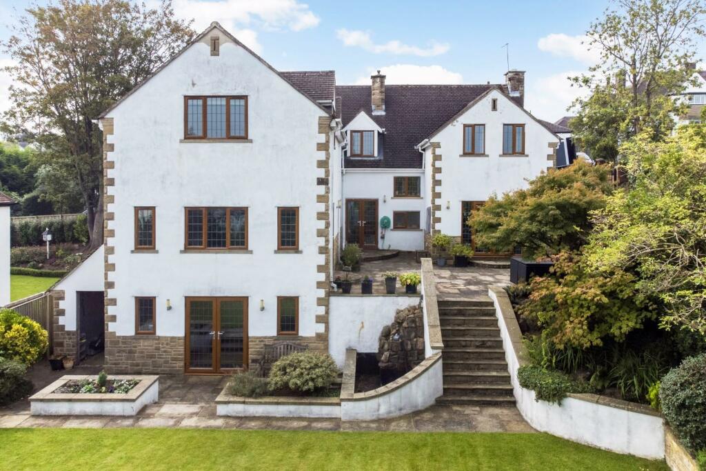 5 bedroom detached house for sale in Hillway, Guiseley, Leeds, LS20