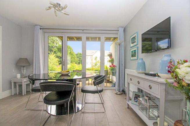 Additional property image - Eleanor Close, Apperley Bridge, West Yorkshire
