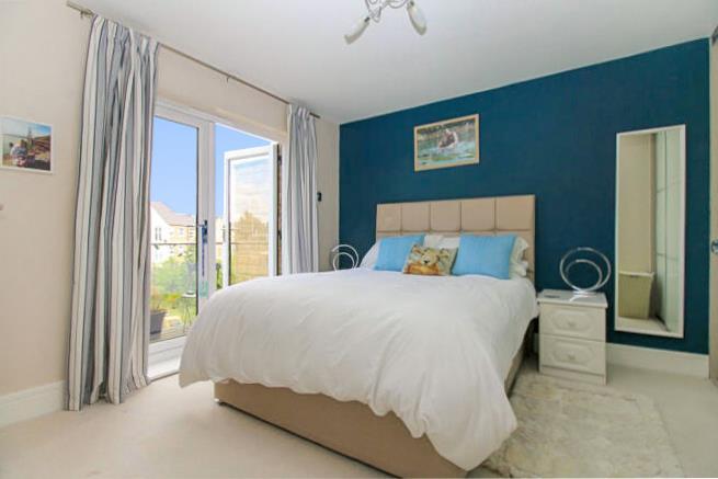 Additional property image - Eleanor Close, Apperley Bridge, West Yorkshire