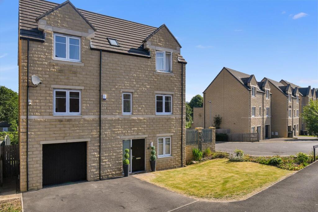 Additional property image - Eleanor Close, Apperley Bridge, West Yorkshire