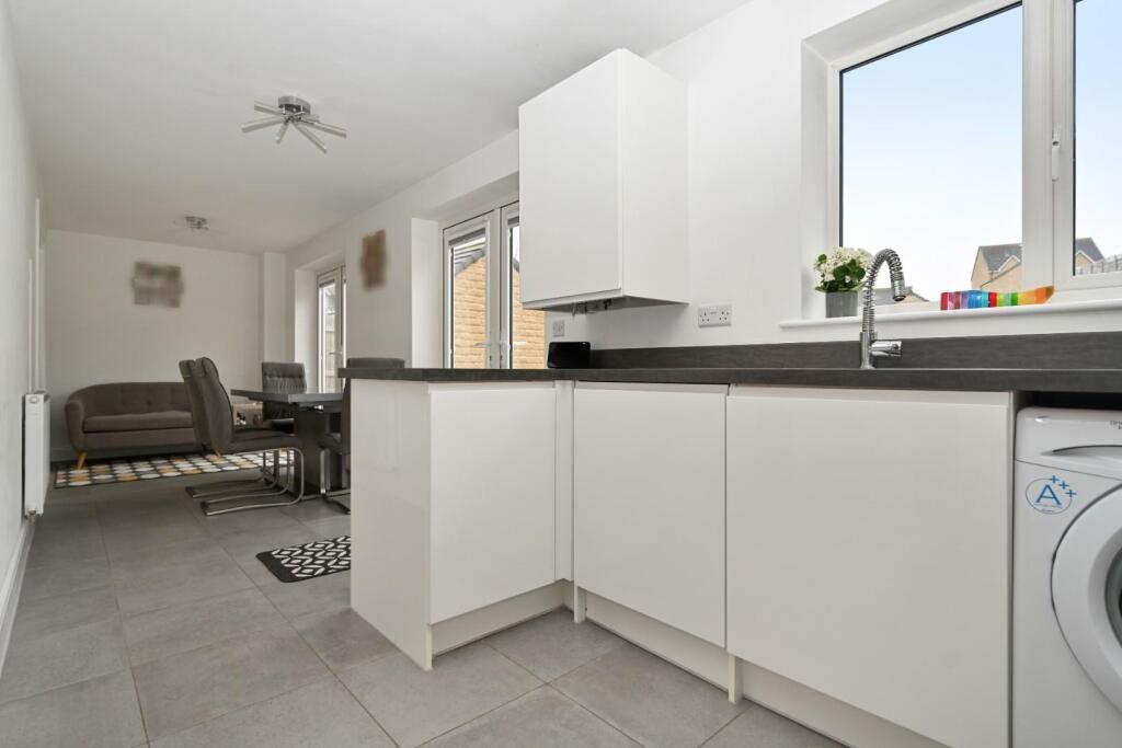 Additional property image - Brompton Drive, Apperley Bridge