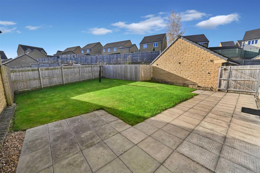 Additional property image - Brompton Drive, Apperley Bridge