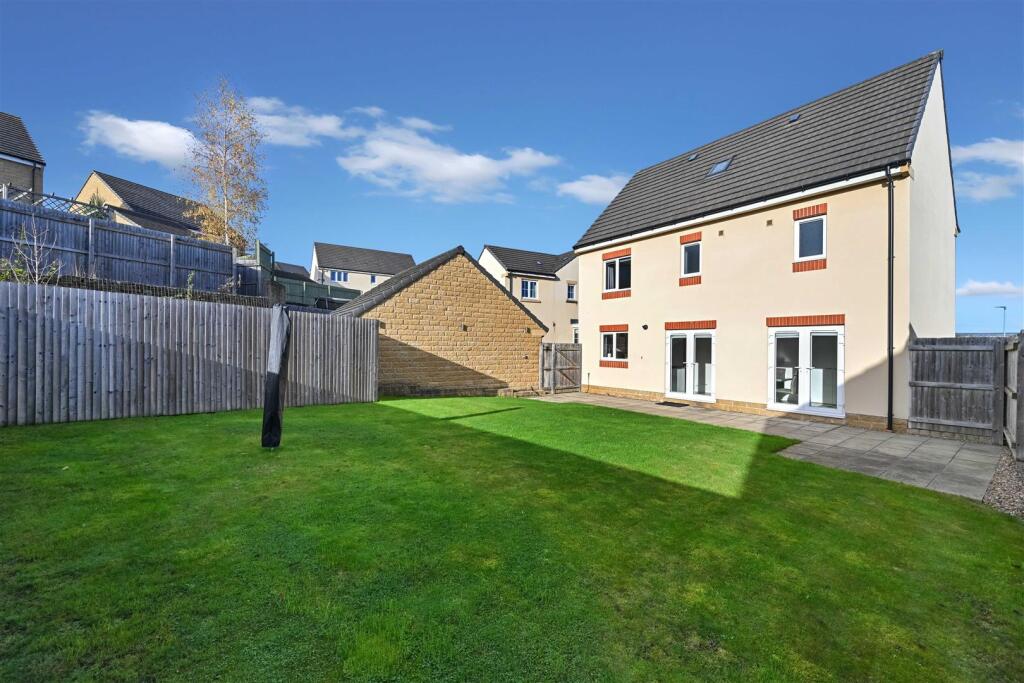 Additional property image - Brompton Drive, Apperley Bridge