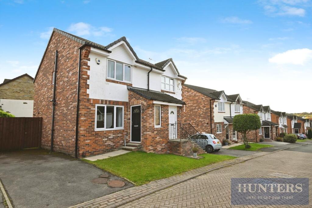 Main image of property: Parkland View, Yeadon, Leeds