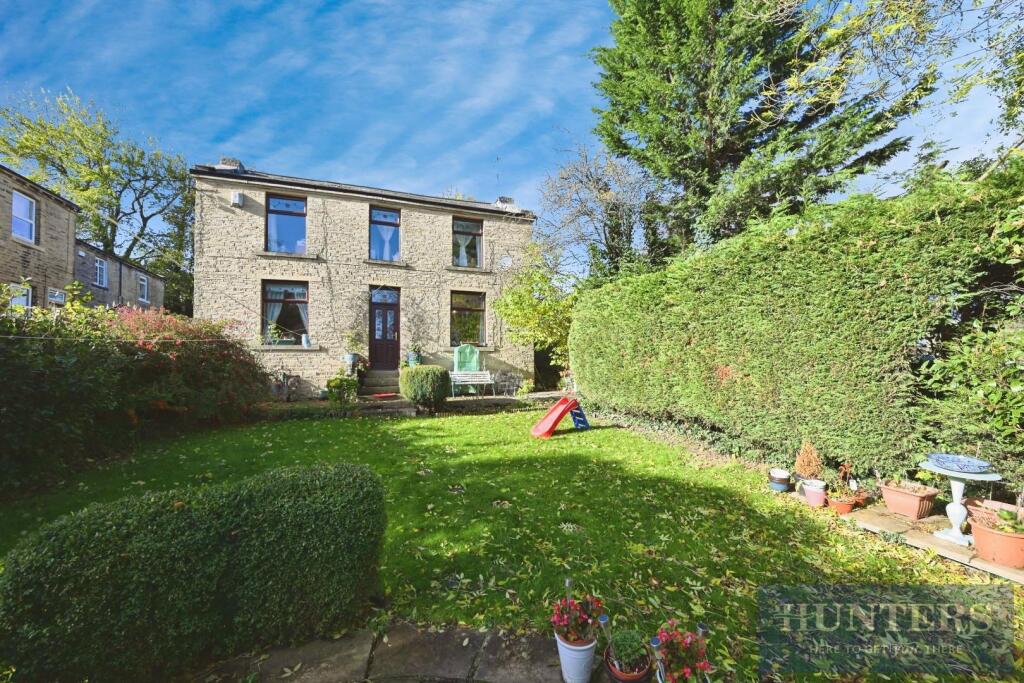 Main image of property: Bradford Road, Idle, Bradford