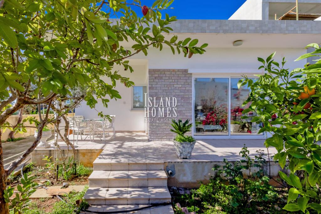 Main image of property: Paralimni