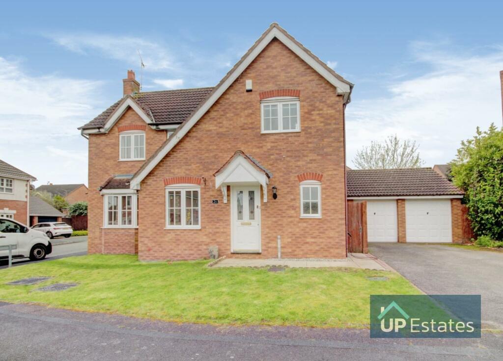 4 bedroom detached house for sale in Twickenham Way, Binley, Coventry, CV3