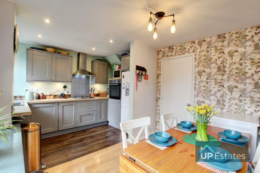 2 bedroom terraced house for sale in Carver Close, Coventry, CV2