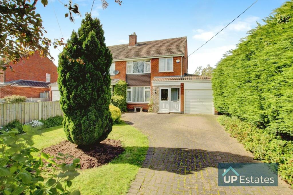 3 bedroom semidetached house for sale in Warwick Road, Wolston