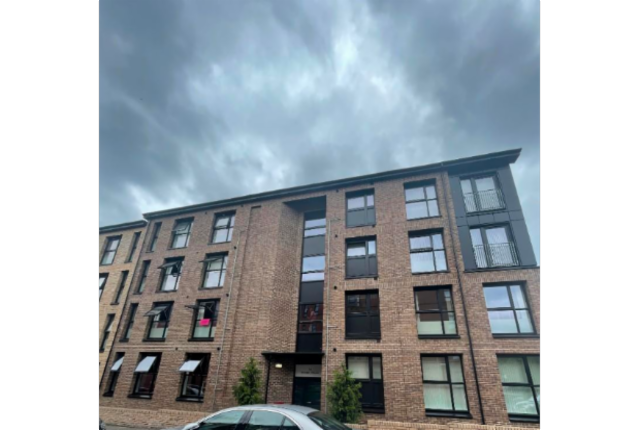 Main image of property: 100 , HOLLYBROOK STREET , G42 7BF