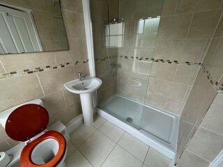 Additional property image - Ref 004 – Hampton Road Top floor flat