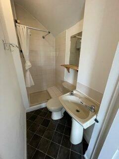 Additional property image - Ref 004 – Hampton Road Top floor flat