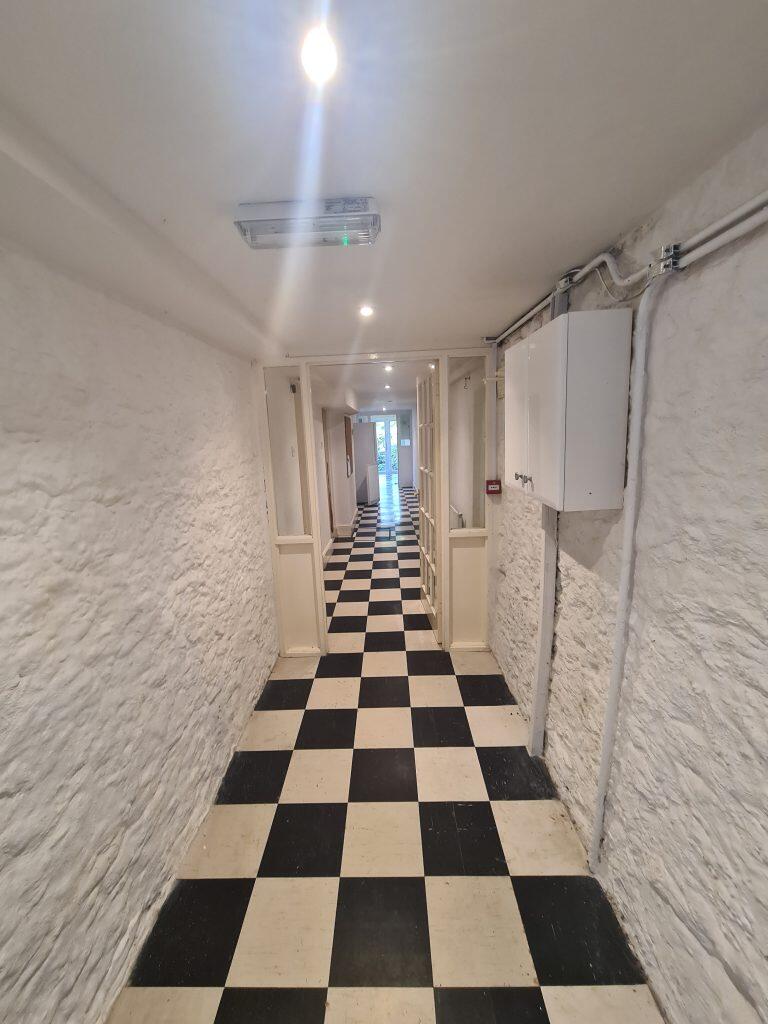 Additional property image - Beaufort Road – Garden Flat Ref 284