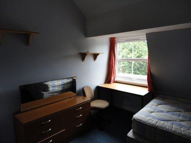 Additional property image - Ref 930 – Richmond Terrace Top/Third Floor Flat