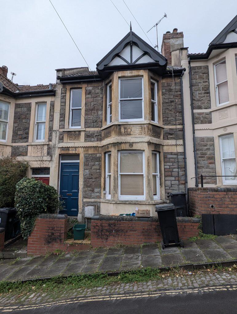 Main image of property: Montague Hill – First Floor Flat Ref 745