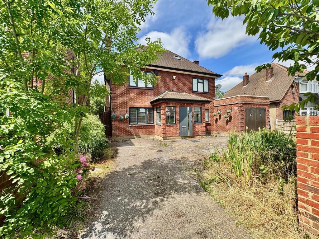Main image of property: Park Road, Stanford-Le-Hope