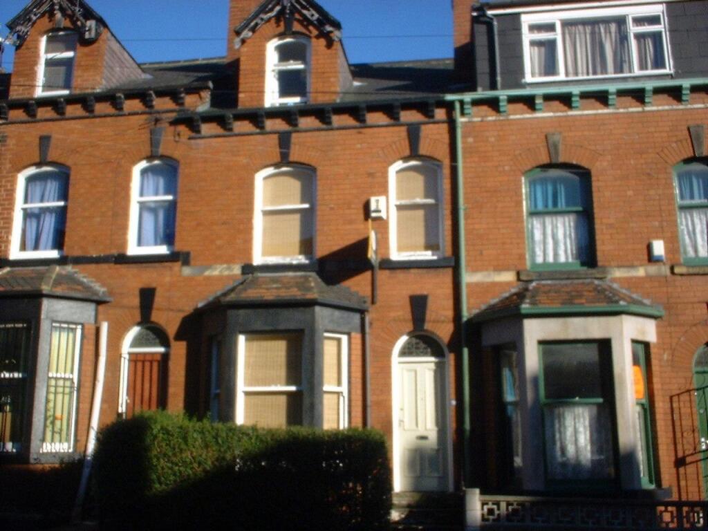 Main image of property: Hessle View, Leeds