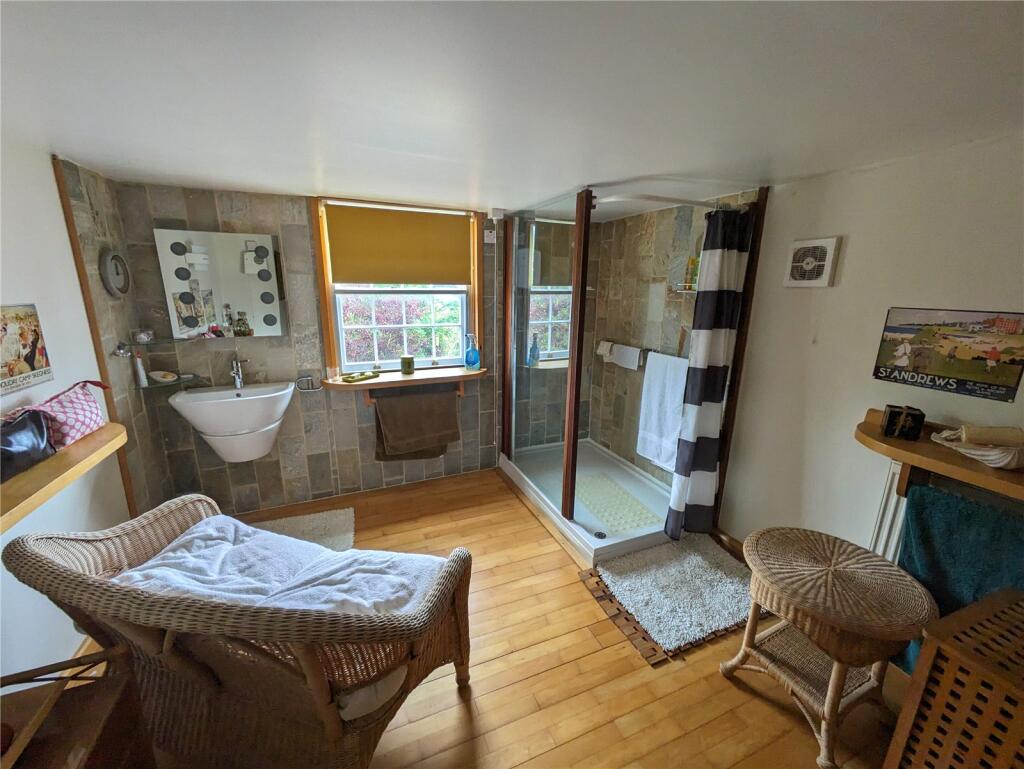 Additional property image - Lamb Farmhouse, Colchester Road, St. Osyth, CO16