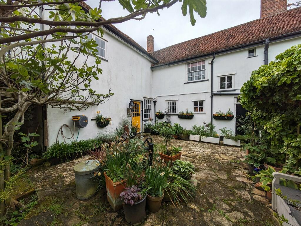 Additional property image - Lamb Farmhouse, Colchester Road, St. Osyth, CO16