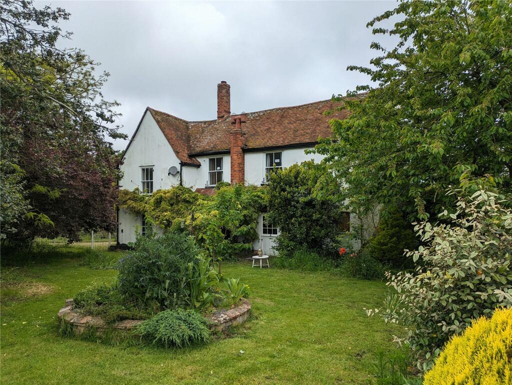 Additional property image - Lamb Farmhouse, Colchester Road, St. Osyth, CO16
