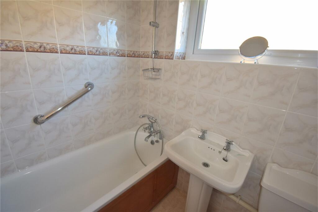 Additional property image - Broad Oaks Park, Colchester, Essex, CO4
