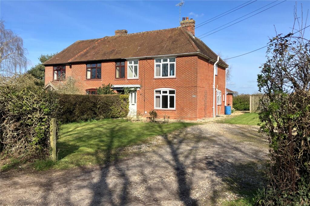 Main image of property: New Cottage, Bentley Road, Little Bromley, Colchester, CO11