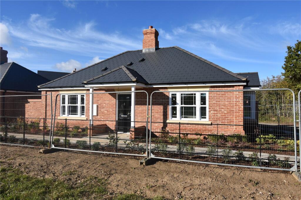 Main image of property: Gosbecks View, Colchester, Essex, CO2