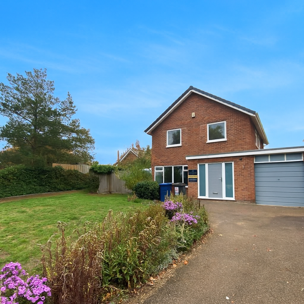 Main image of property: Croxall Road, Edingale, B79 9JE