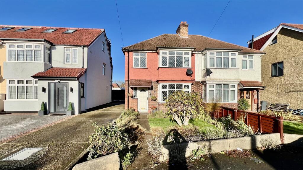 Main image of property: Durham Avenue, Heston, TW5