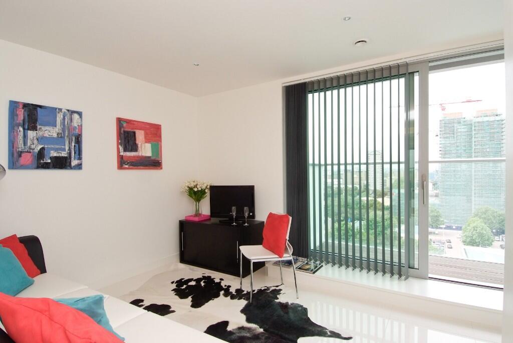 Main image of property: Pan Peninsula Square, London, E14
