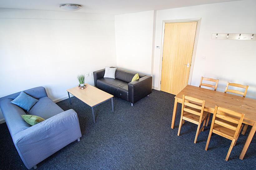 6 bedroom maisonette for rent in 160 Mansfield Road, Nottingham, NG1 3HW, NG1