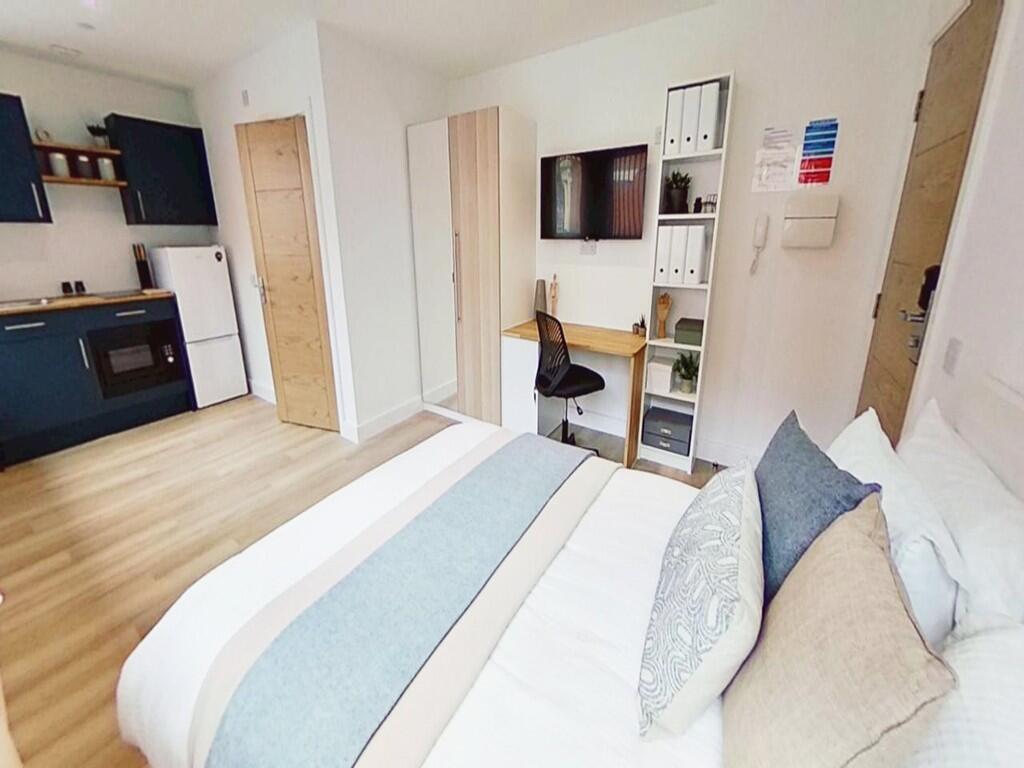 Main image of property: Flat 107, Sandfield House, 5 Mansfield Road, Nottingham, NG1 3FB