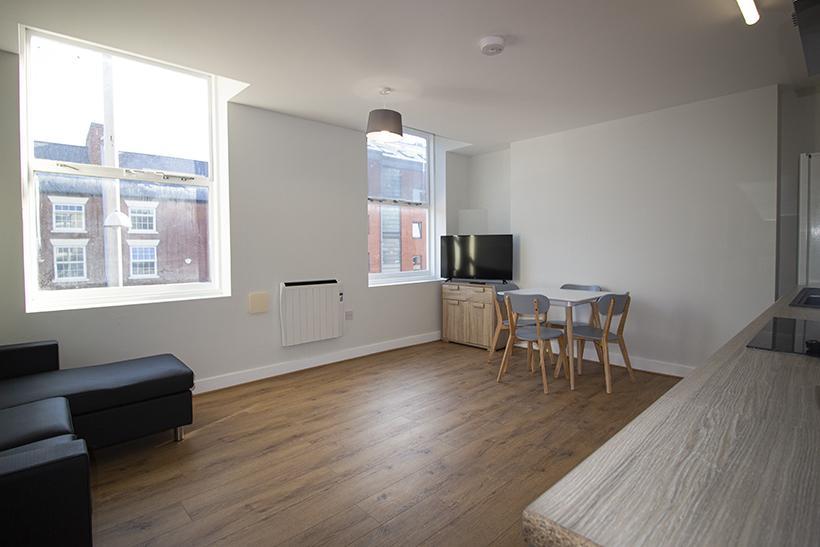 Main image of property: Flat 2, 2 Chatham Street, NOTTINGHAM NG1 3FS