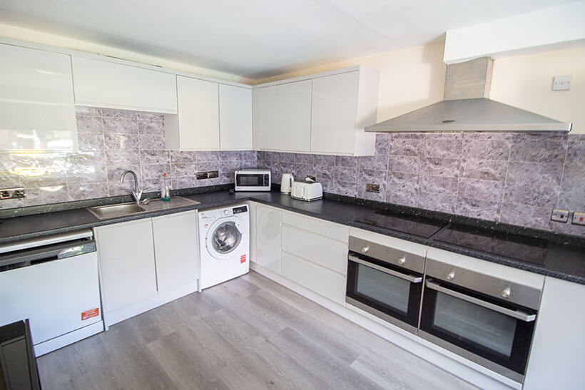 Main image of property: 32 Bluecoat Close, NOTTINGHAM NG1 4DP