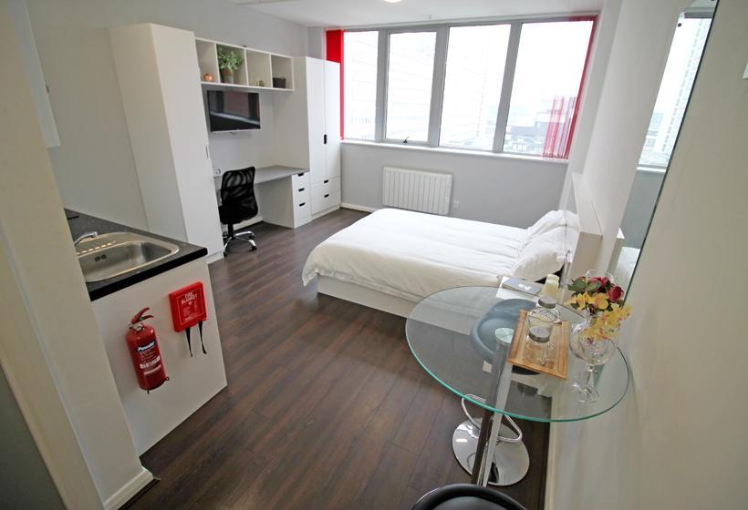 Main image of property: 76 Milton Street Apartment 612, Victoria House, NOTTINGHAM NG1 3RB