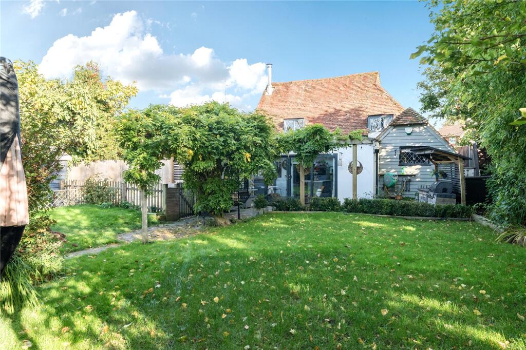 Main image of property: London Road, Pulborough