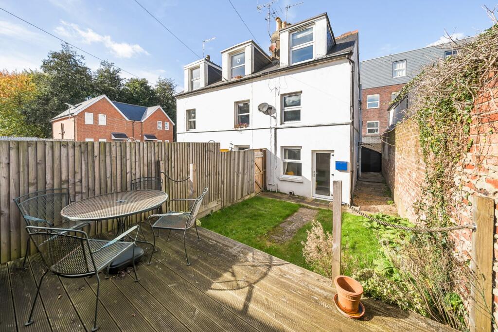 Main image of property: Crescent Road, Tunbridge Wells