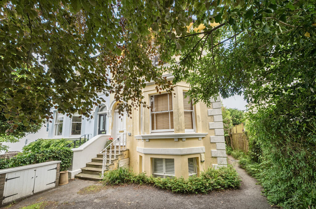 Main image of property: Beulah Road, Tunbridge Wells