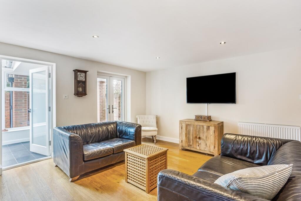 Main image of property: The Courtyard West Street SL7