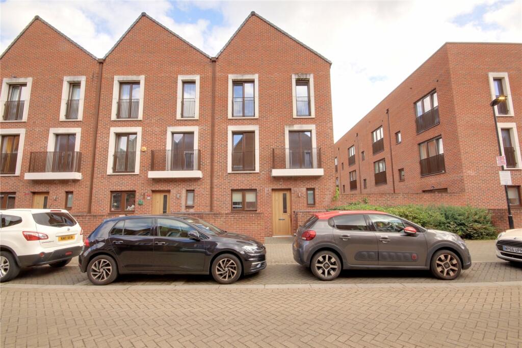 Main image of property: Ediswan Way, Enfield, EN3