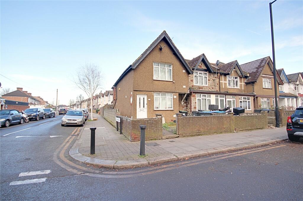 Main image of property: Green Street, ENFIELD, Greater London, EN3