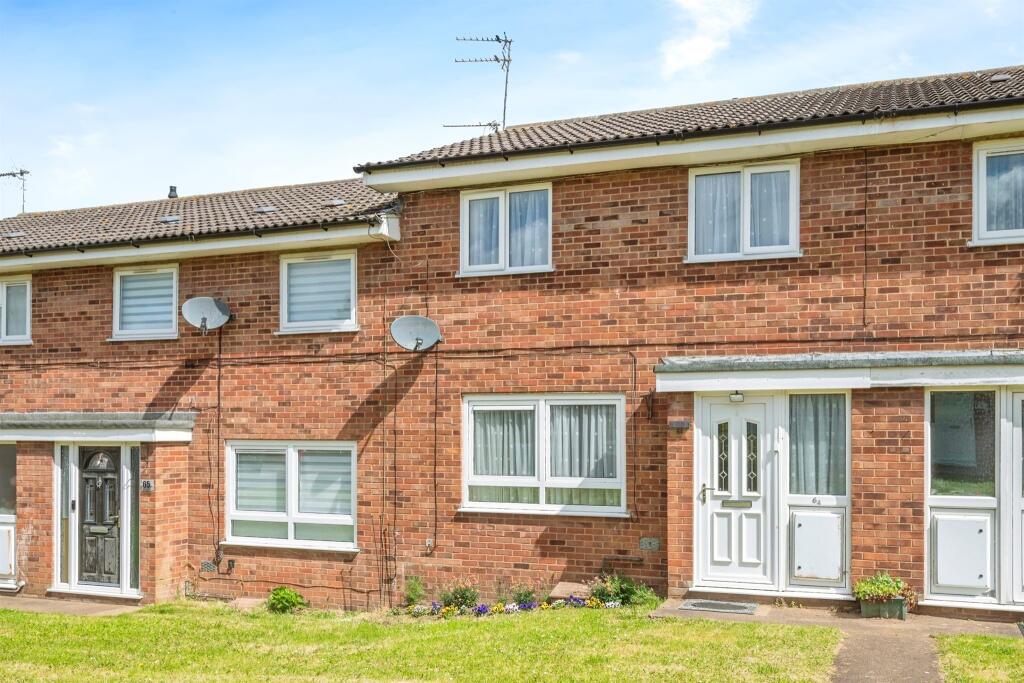 2 bedroom terraced house for sale in Berry Close, Belton, Great Yarmouth, NR31