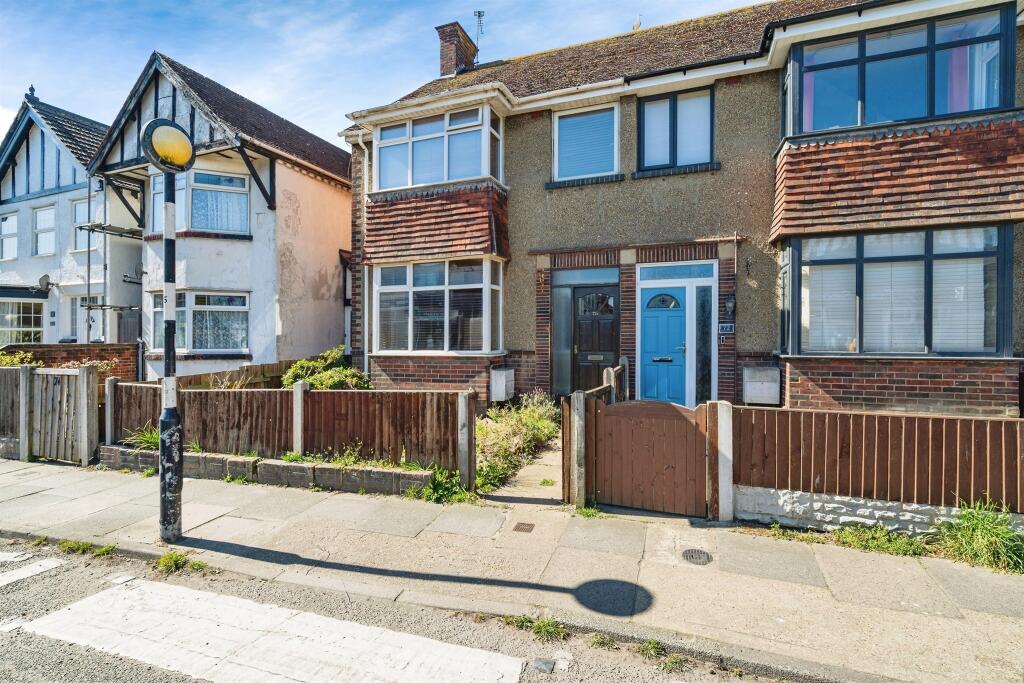 Main image of property: Lowestoft Road, Gorleston, Great Yarmouth