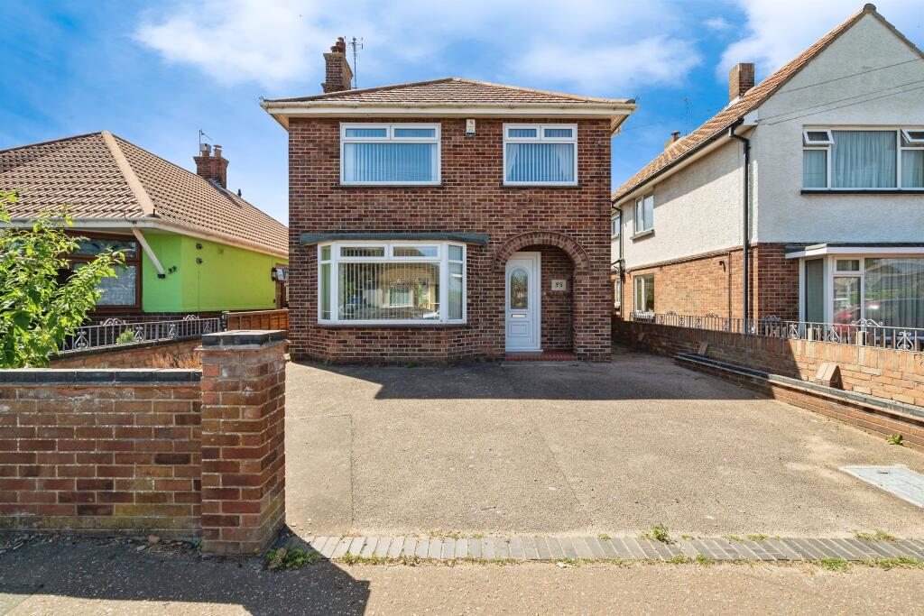 Main image of property: Lynn Grove, Gorleston, Great Yarmouth